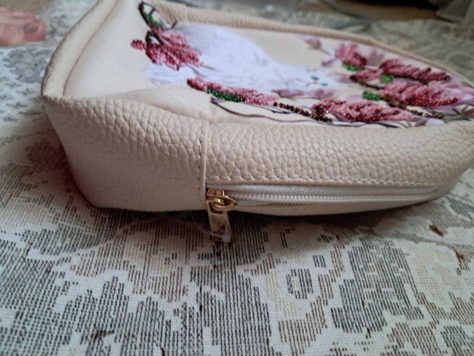 Вишитий бисером рюкзак (ручна робота)