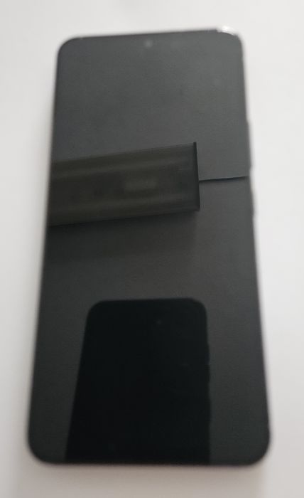 Samsung Galaxy S22 5G 128GB / 8GB RAM Phantom Black (Com Caixa)