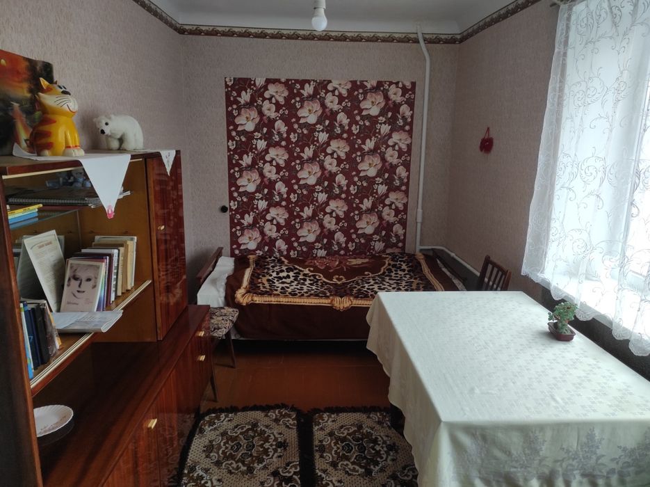 Здається кімната в 2 кімнатній квартирі