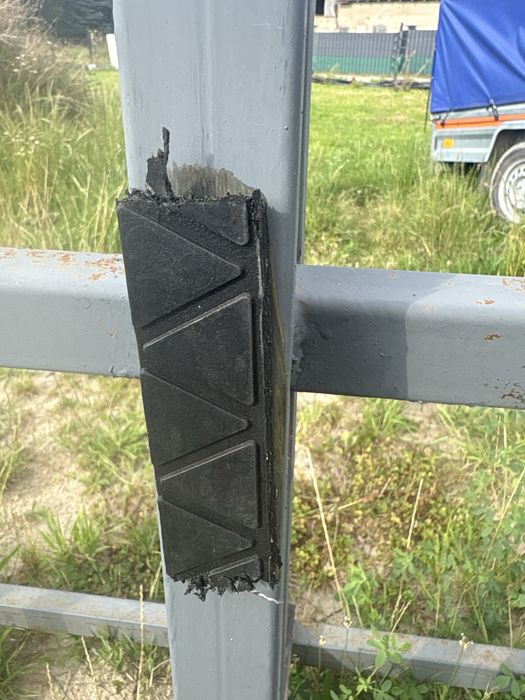 Stojak do przewozu szkła
