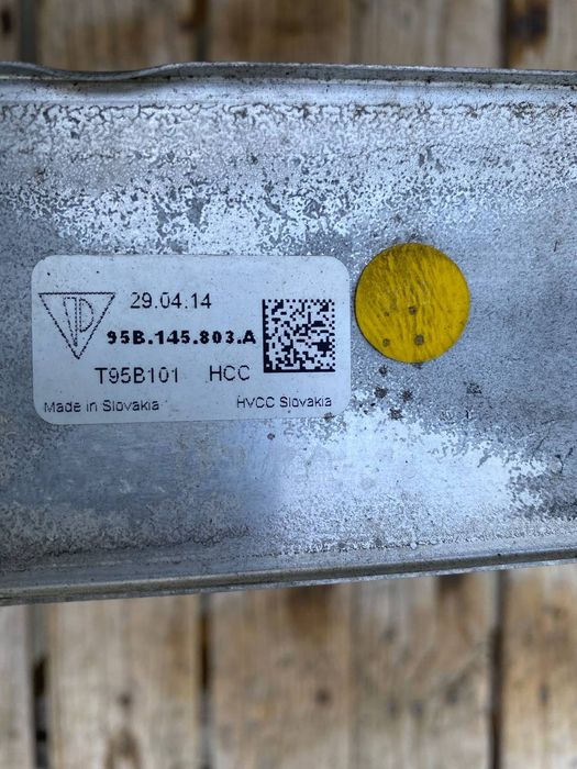 Porsche Macan 95b до рестайл радиатор интеркулера левый