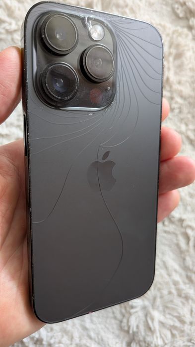 iPhone 14 PRO, uszkodzony ekran dotykowy