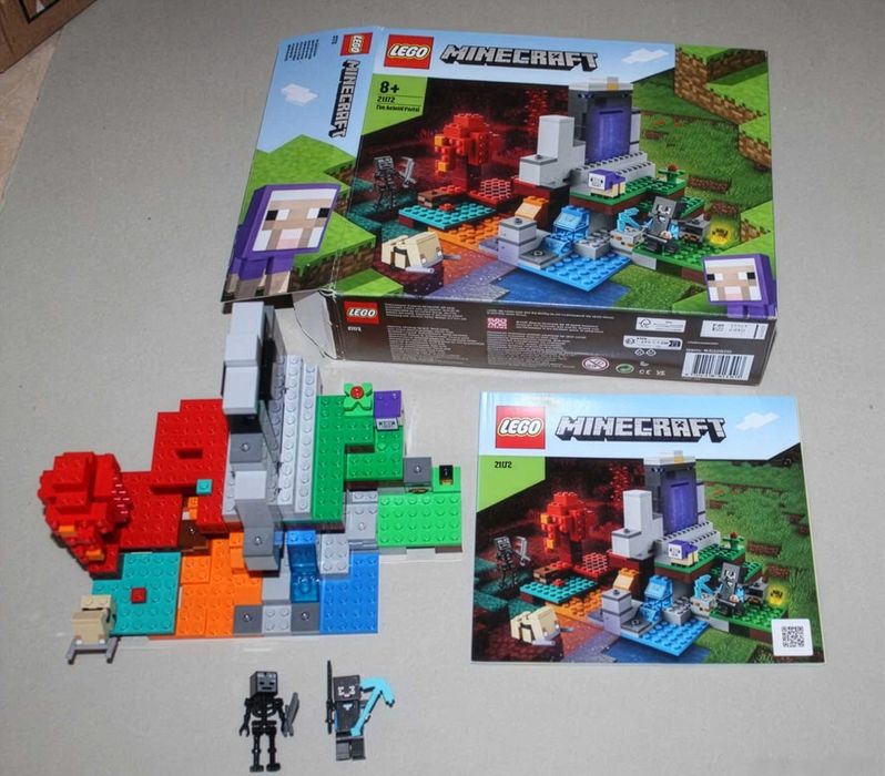 Lego Minecraft Zniszczony portal 21172