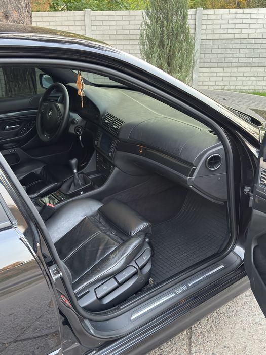 Продам BMW e39 Mtech