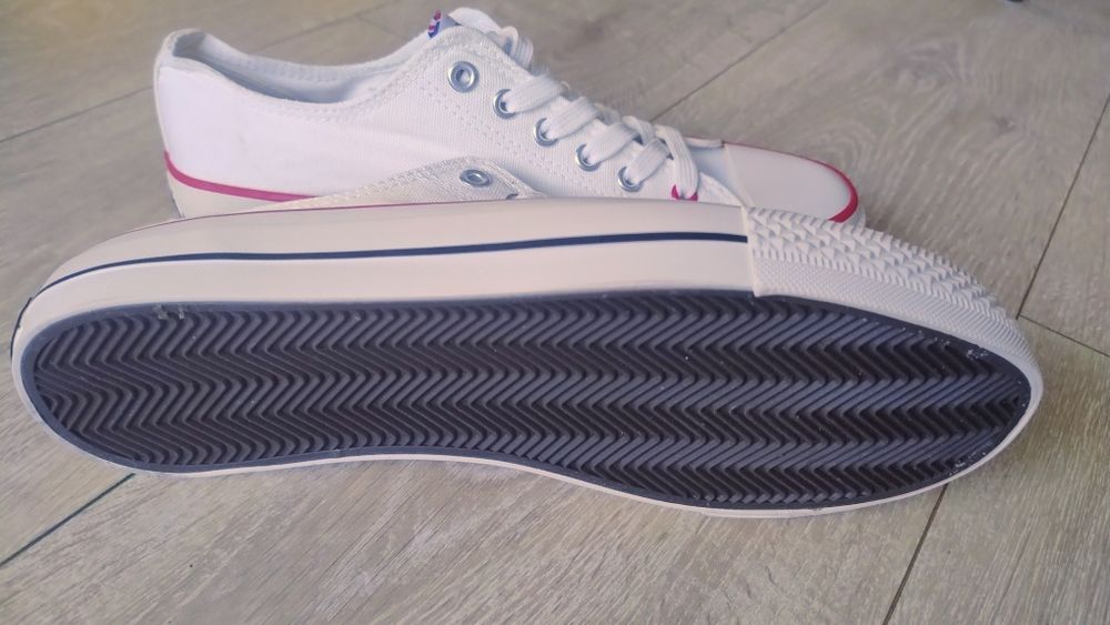 NOWE trampki Lee Cooper originals 39 białe buty  tenisówki sneakersy