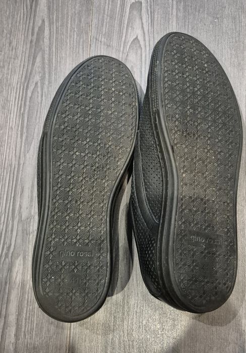 Buty skórzane męskie Gino Rossi rozmiar 41 27cm

- stan: bardzo dobry