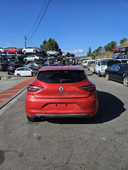 Renault Clio V 1.5 Blue DCi de 2020 para peças