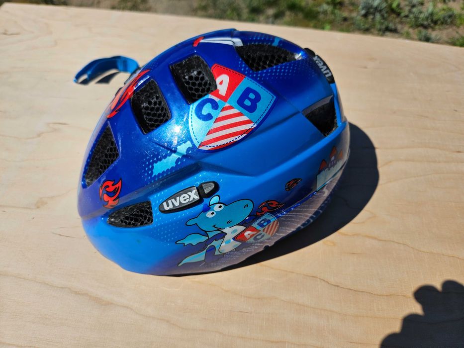 Kask dziecięcy UVEX