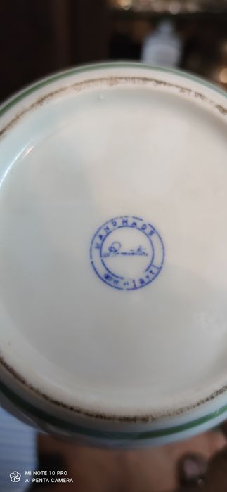Par de potes porcelana.