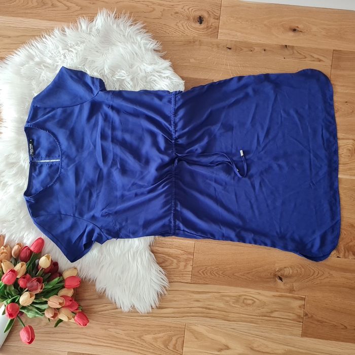 Sukienka Letnia TOM&ROSE Kobaltowa Wiązana komunię XL 42 TOM&ROSE Cobalt Blue Summer Dress Waist Tie Casual
​
​Lekka i przewiewna letnia sukienka mark