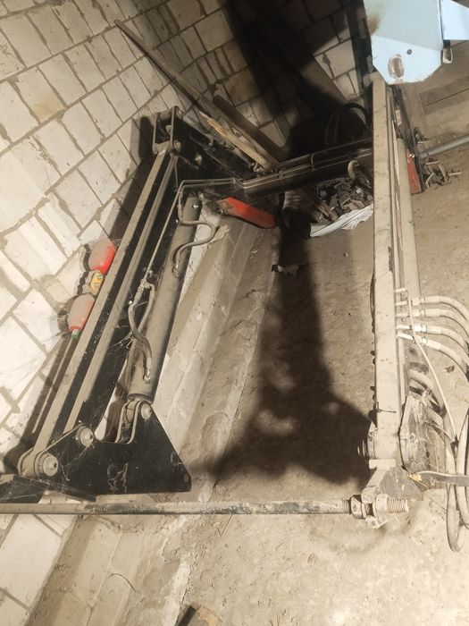 Ładowacz czołowy tur fabryczny z adaptacja new holland