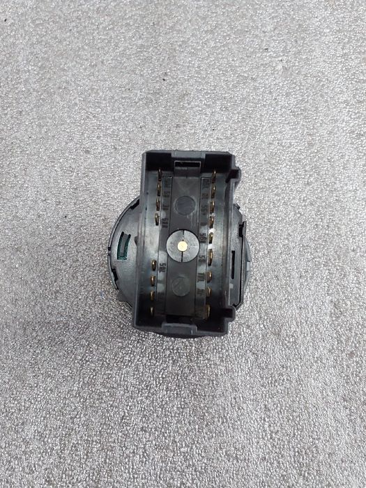Botão / interruptor de luzes SKODA Fabia II Break (545, 5J)