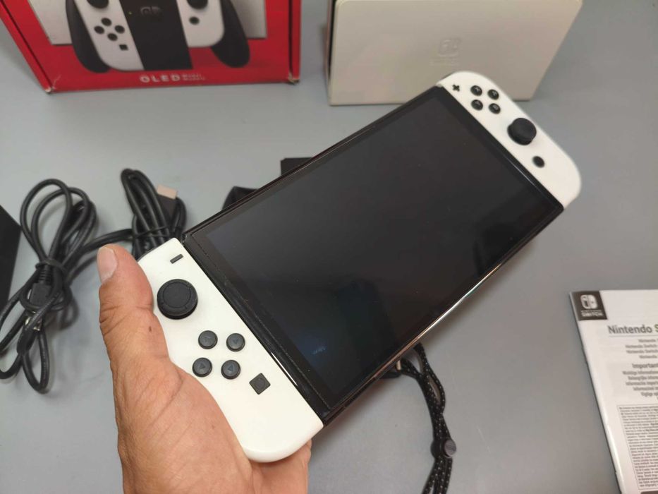 Nintendo Switch Oled Branca