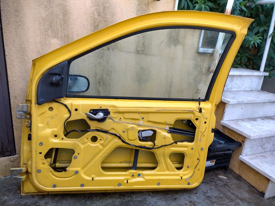 Fiat Punto 2001 + material