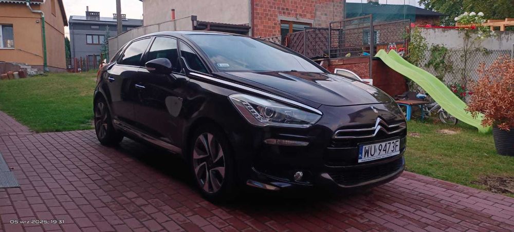Citroen DS5 2.0 4x4 HYBRYDA 200 koni PRZEBIEG TYLKO 90 tyś