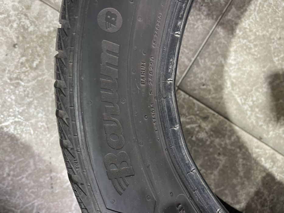 Шины 205/55 R16 Barum б/у зима пара 6мм U1