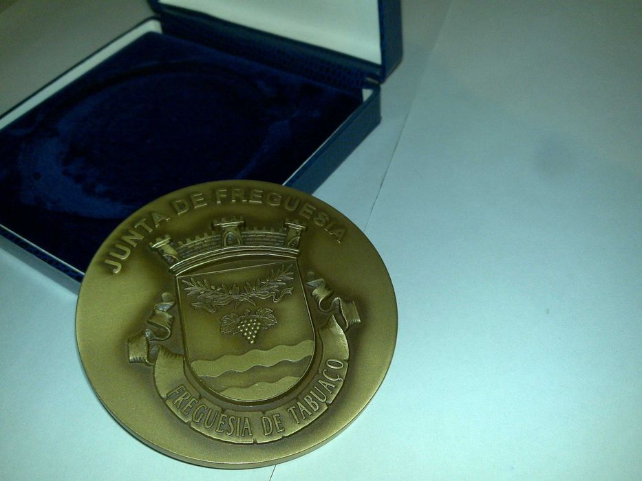 junta de freguesia de tabuaço (medalha) rara