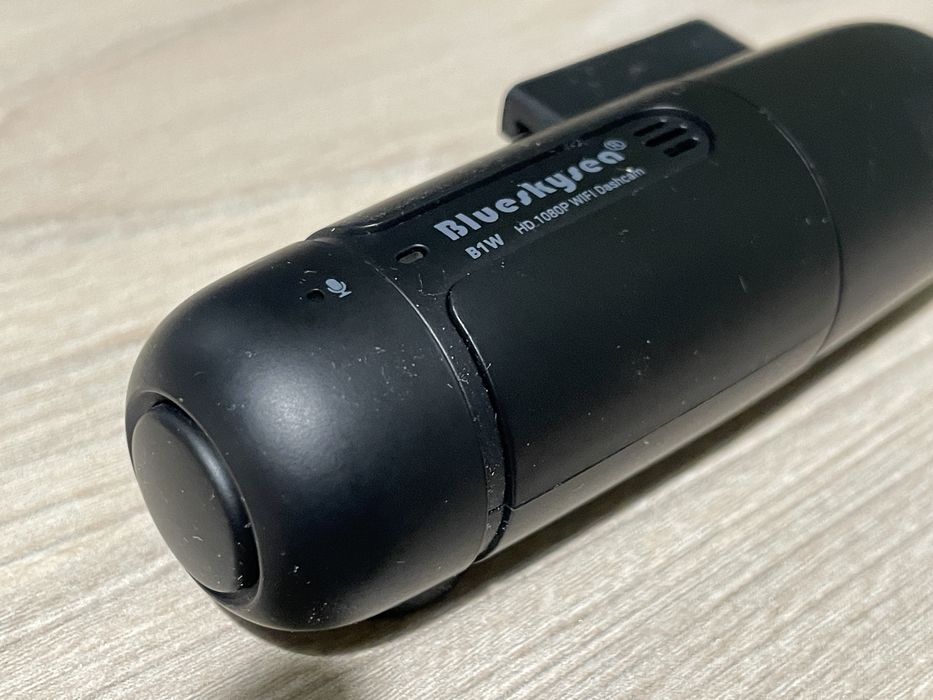 Kamera samochodowa Blueskysea B1w hd 1080p Wifi dashcam