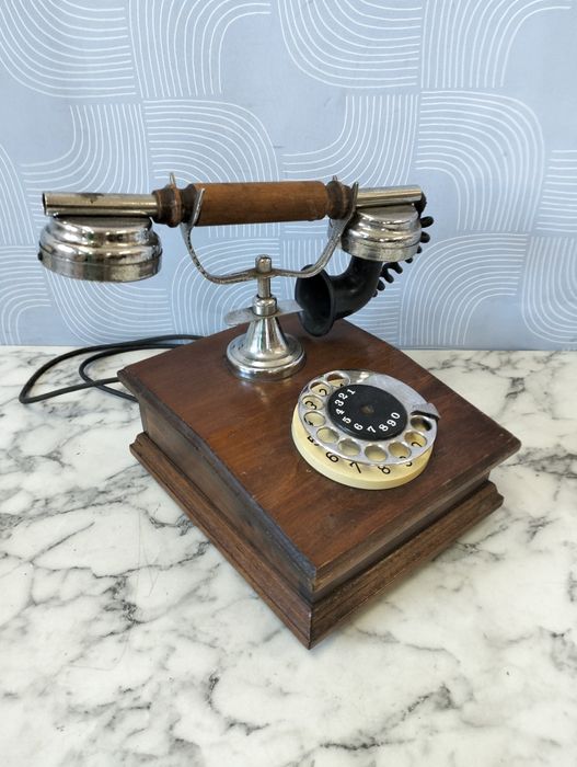 Telefon firmy R SAWA prl