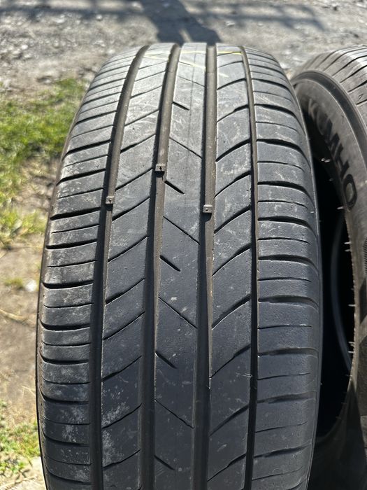 Літні шини 215/65 R17 Kumho Ecsta HS52 Комплект літніх шин 215/65 р17