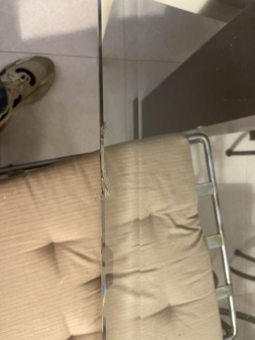 Mesa de vidro + 4 cadeiras