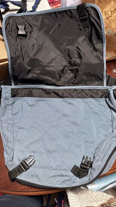 Mala Tiracolo Eastpak