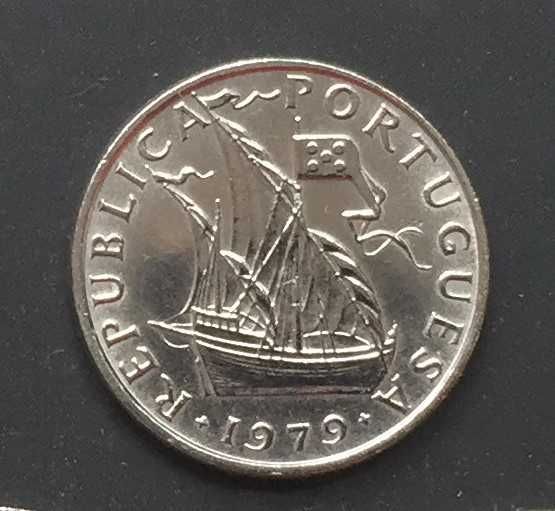 Moeda 5$00 cupro / níquel - Portugal - 1979