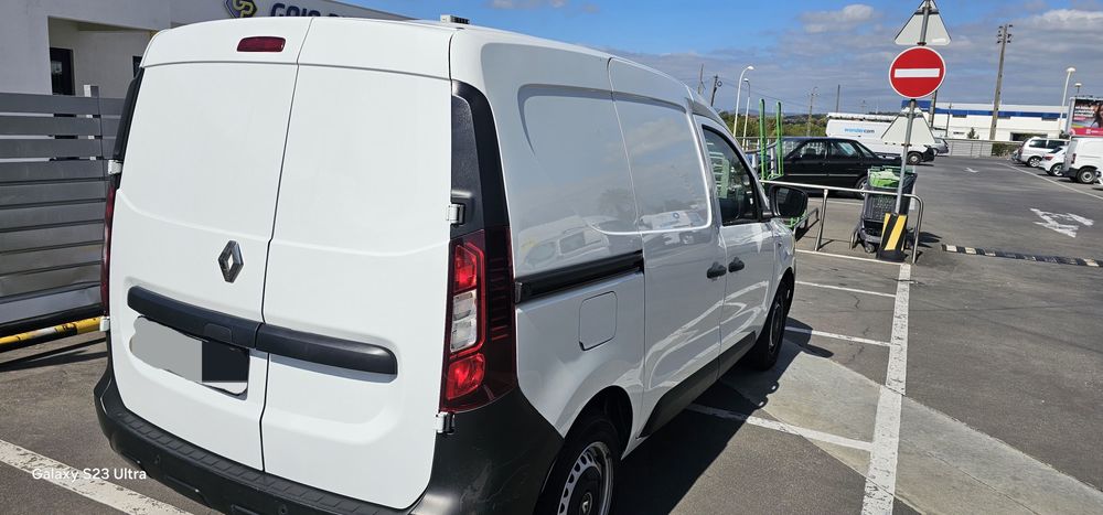 Renault kangoo 1.5 2023 /12