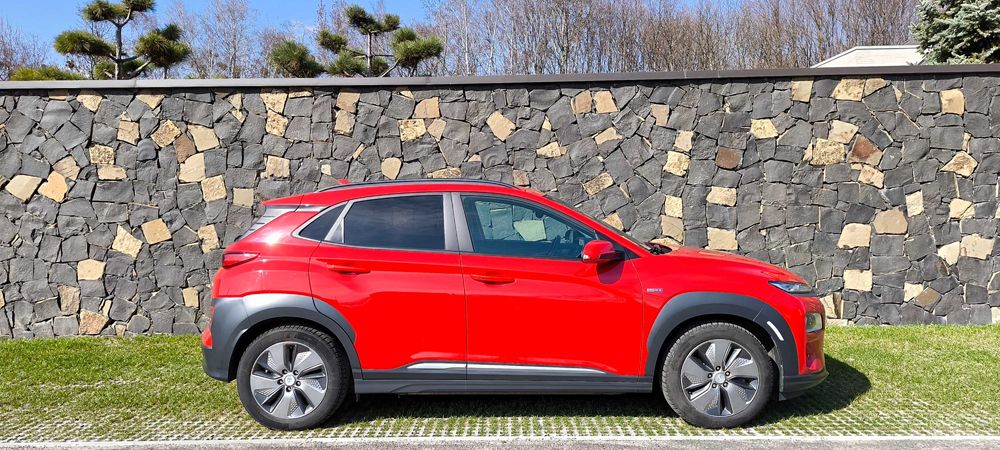 Hyundai kona 64kw.20р. Хюндай Кона шкіра, підігріви ТОП, на номерах!!