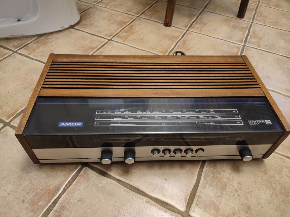 Radio UNITRA diora amor