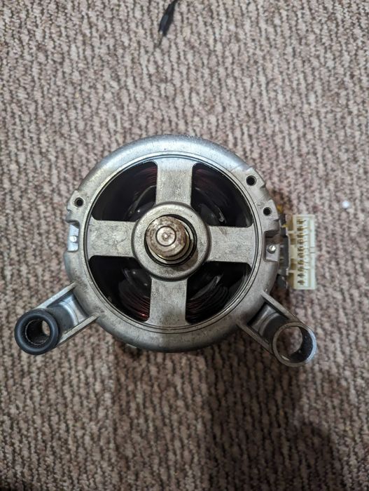 Мотор от стиральной машины: 320 грн. - Стиральные машины Павлоград на Olx