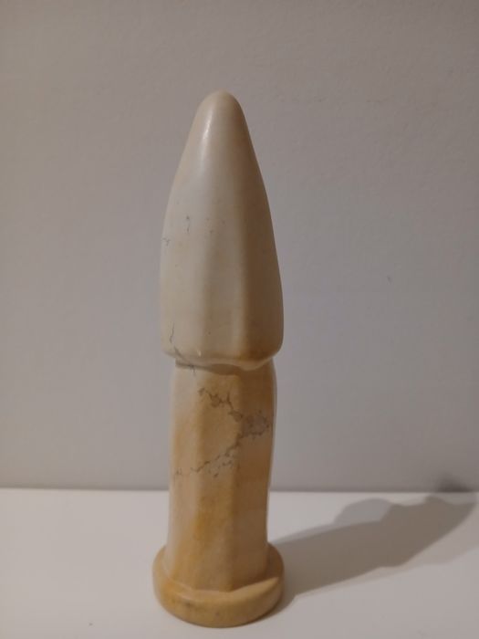 Escultura em pedra de Maria e Jesus