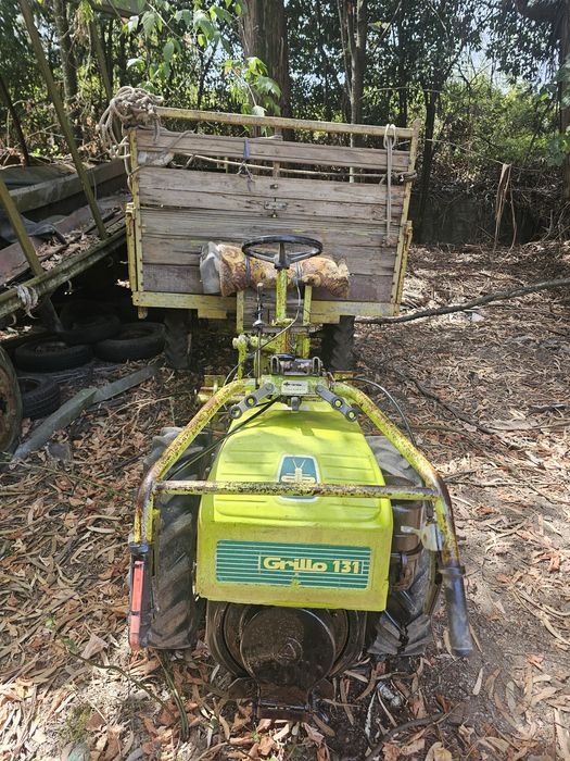 Trator agricula.