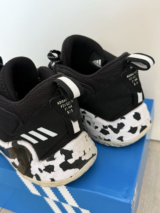 Shoes Adidas  D.O.N.
