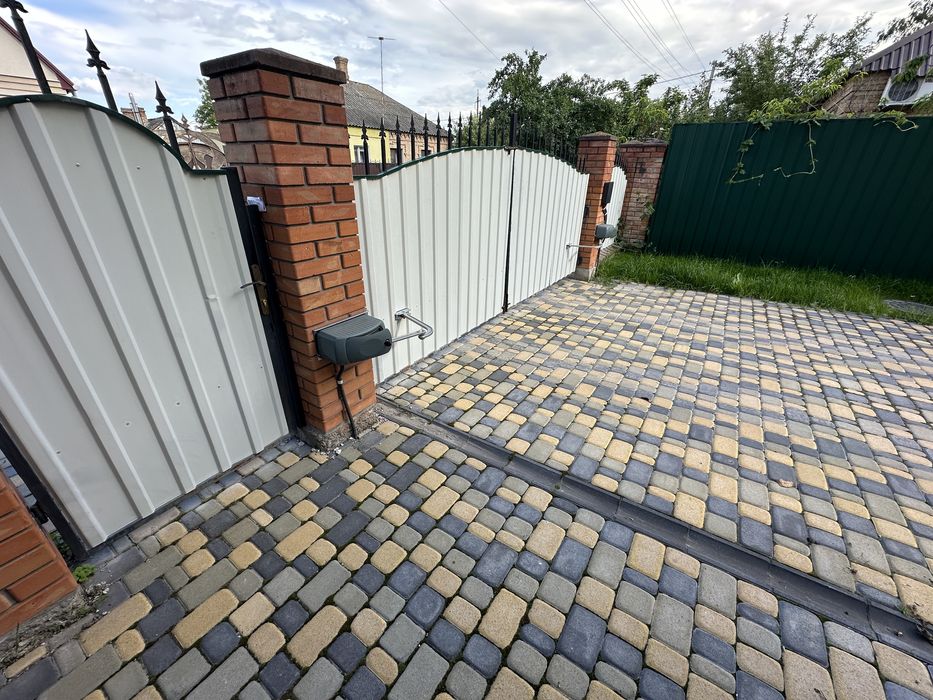 Комфортний, Сучасний, новий будинок для Вас.