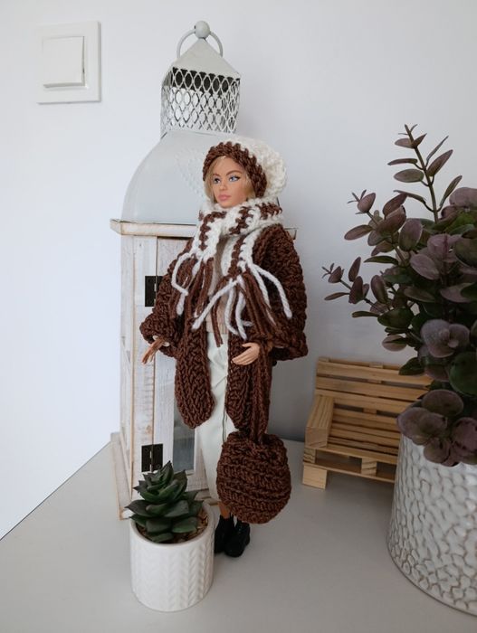 Komplet ubranek dla lalki Barbie