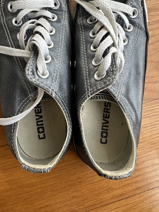 Tenis AllStar azul metalizado