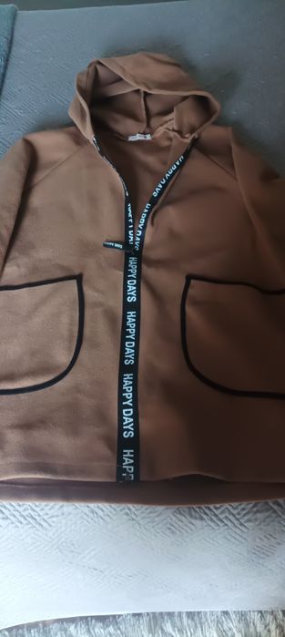 Vendo casaco de capucho e saia de pele de senhora