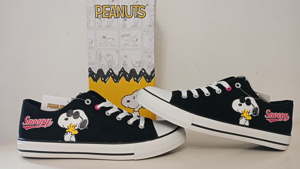 Stylowe trampki snoopy