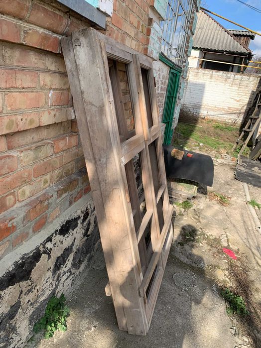 Большая рама оконная деревянная створка окно с форточками