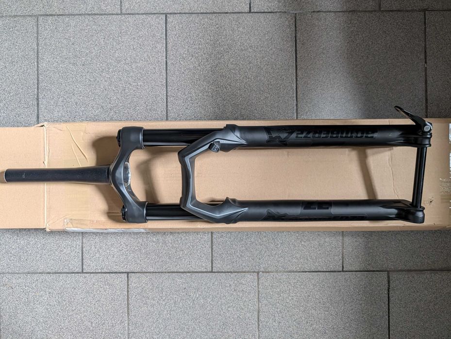 Amortyzator Marzocchi Bomber Z2 140mm 29" – Jak NOWY, z Orbea Rise