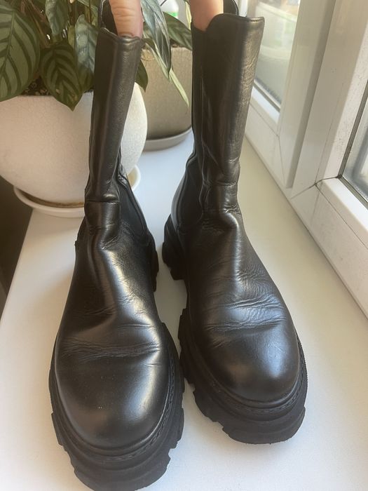 Продам ботинки челси из натуральной кожи