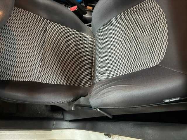 Nissan Micra — fotografia 5