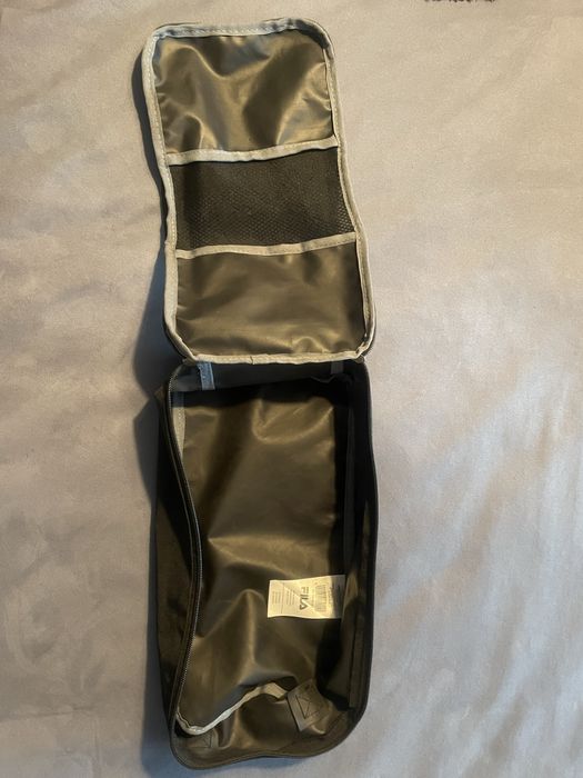 Saco sapatilhas Fila oferta porta moedas