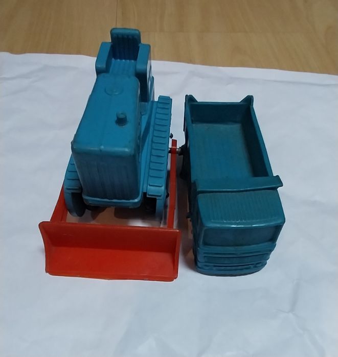 2 brinquedos antigos Tonte e Galante