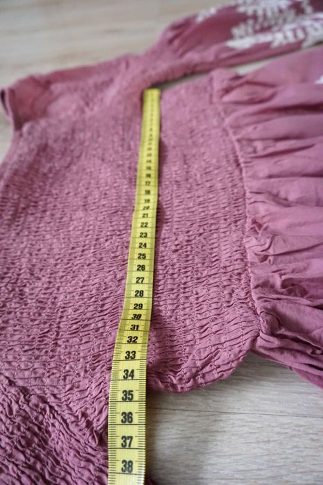 Różowa bluzka z haftem