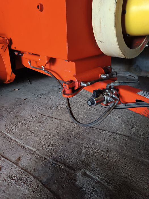 Prasa kostkująca z224/1