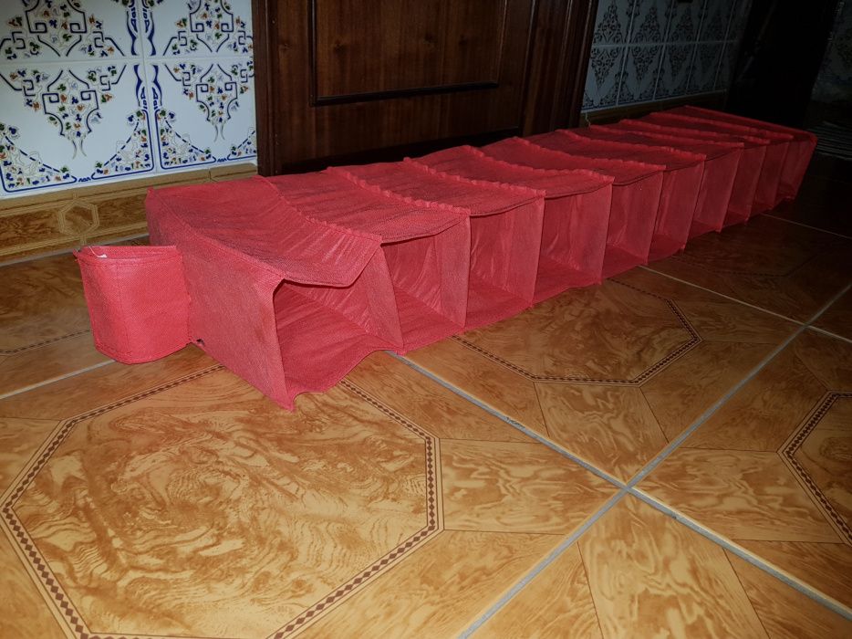 Estante de arrumação de calçado ou roupa / sapateira