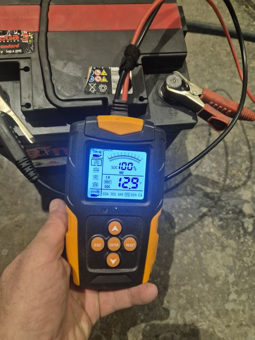 Акумулятори 12v  60ah (2шт), в хорошому стані бу