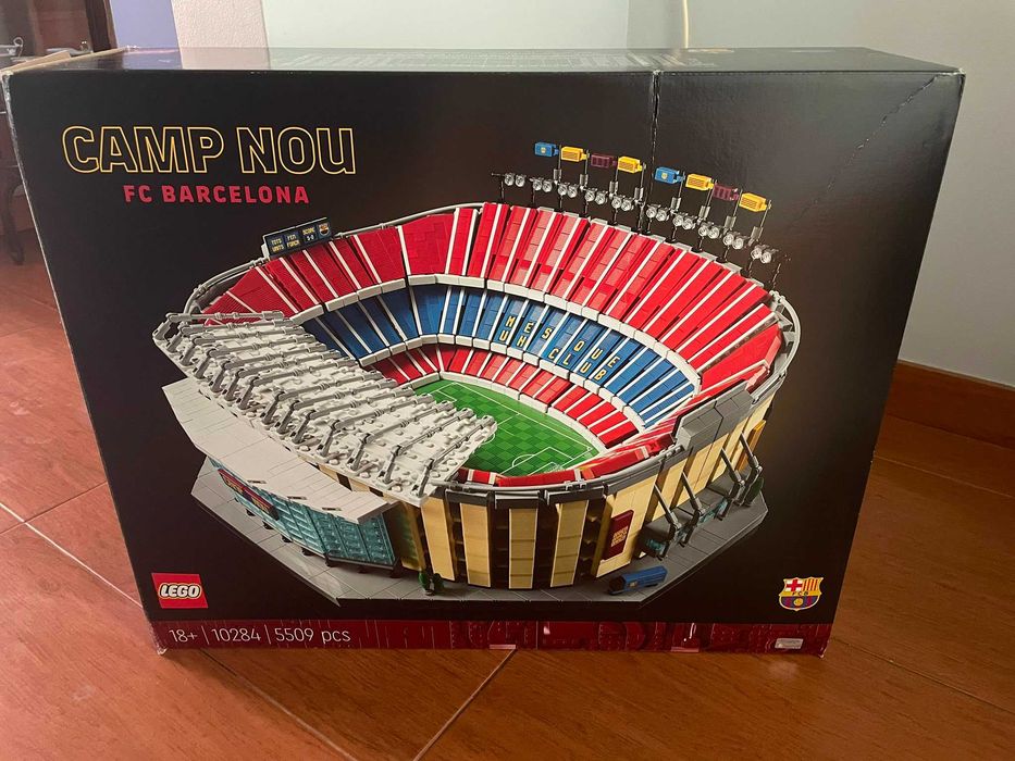 LEGO Camp Nou FC Barcelona 10284- Completo, nunca montado
